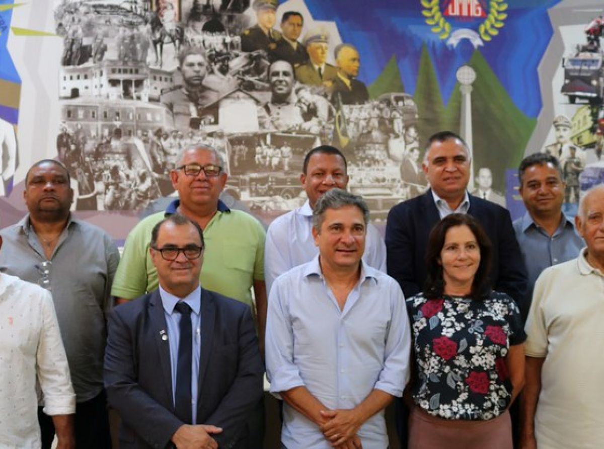 REPRESENTANTES DA CLASSE SE REÚNEM COM INTERLOCUTOR DO GOVERNADOR ELEITO EM MG