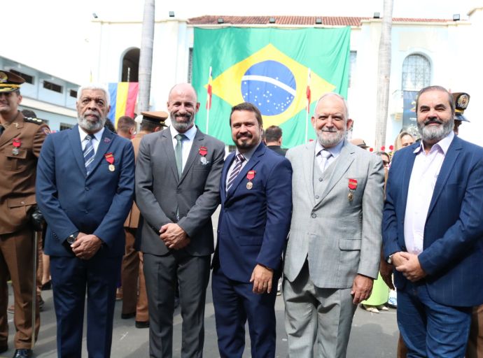 ASPRA participa da solenidade comemorativa do Dia do Veterano da PMMG