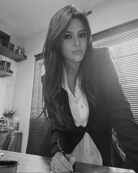 ANA PAULA AVELAR DOS SANTOS